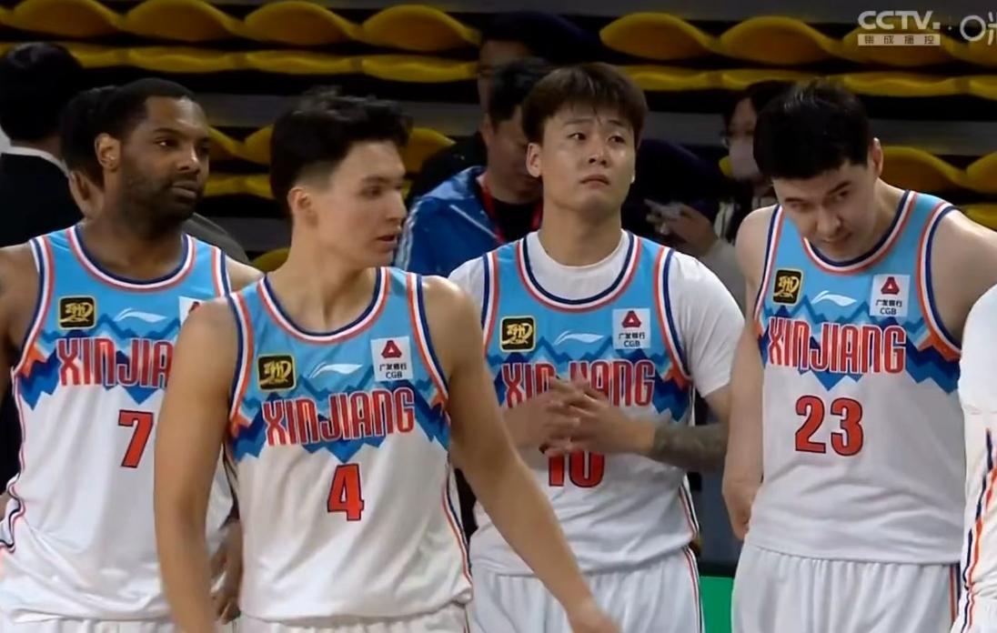 半岛体育官网-新疆男篮考察两名大外援，达卡里场均24.8+13.6，巴尔文场均18+12