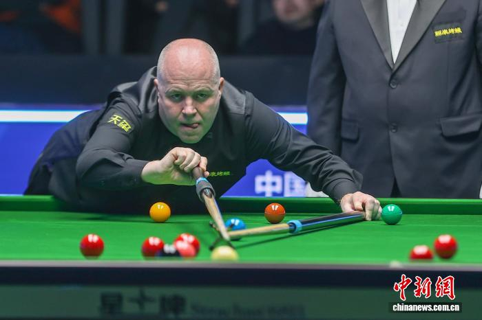 半岛体育APP-2026斯诺克世界公开赛：约翰·希金斯战胜海菲尔德晋级64强|中新社|利亚姆·海菲尔德|玉山县|江西|苏格兰_新浪体育_新浪新闻